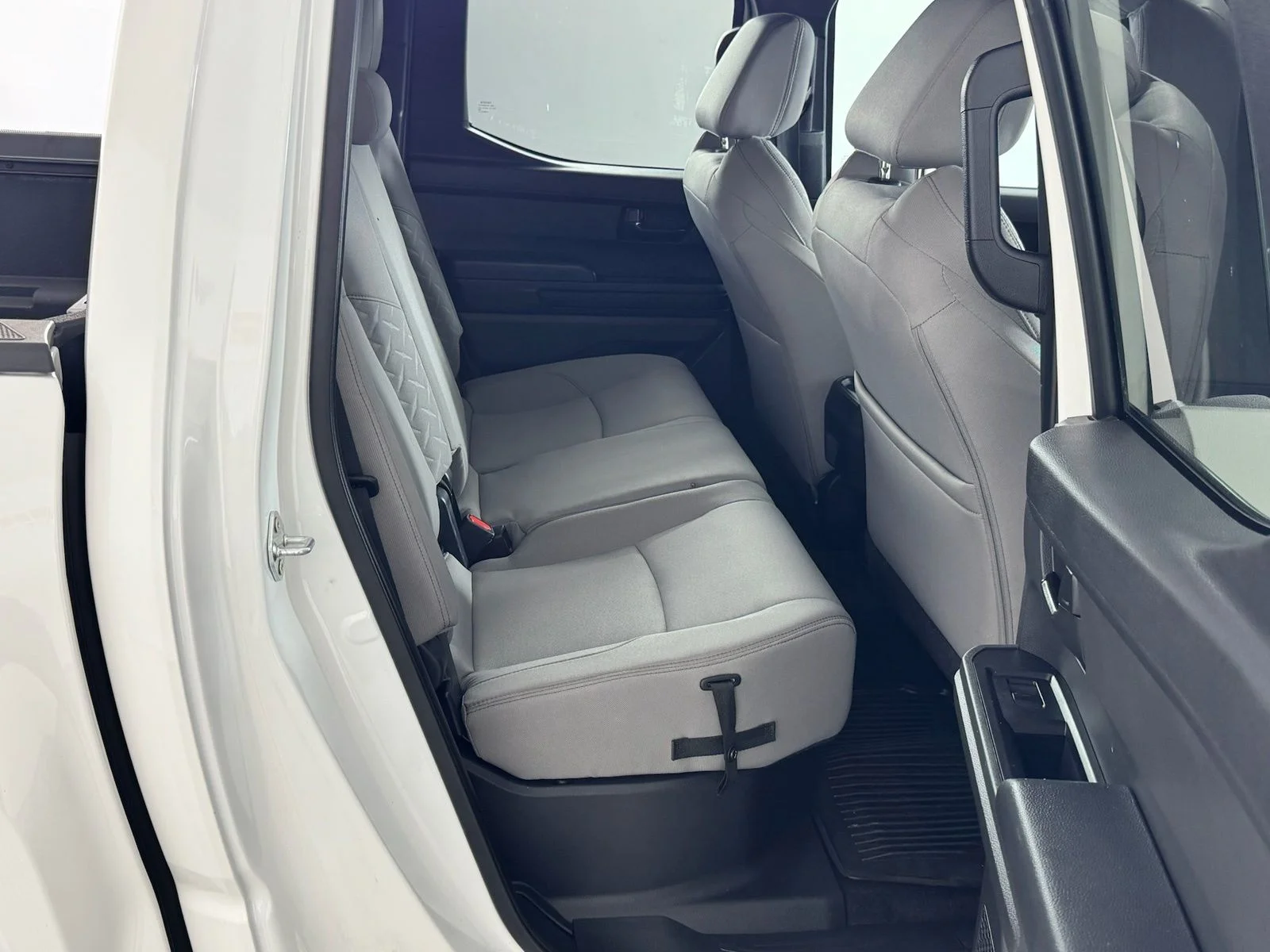 Used 2024 White Toyota SR5 image 23