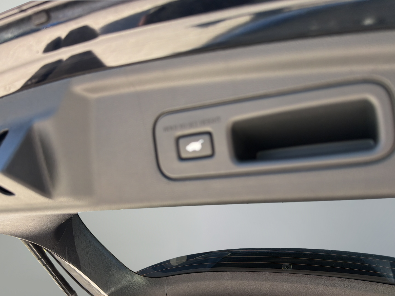 Used 2025 Majestic Black Pearl Acura Base image 39