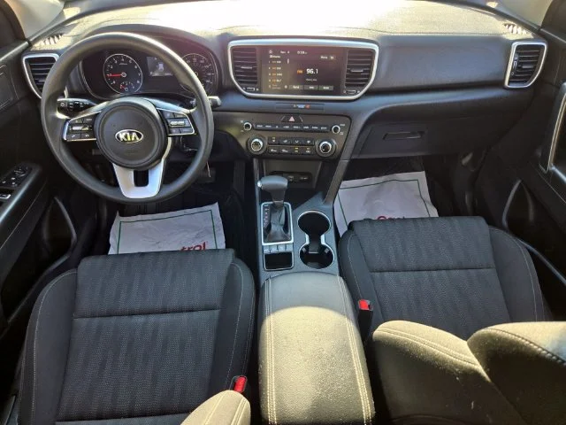 Used 2022 White Kia LX image 15