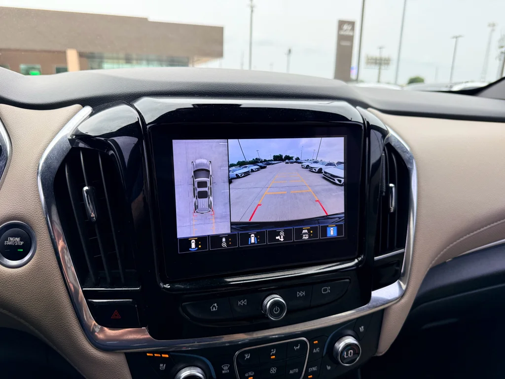 Used 2023 Mosaic Black Metallic Chevrolet Premier image 19