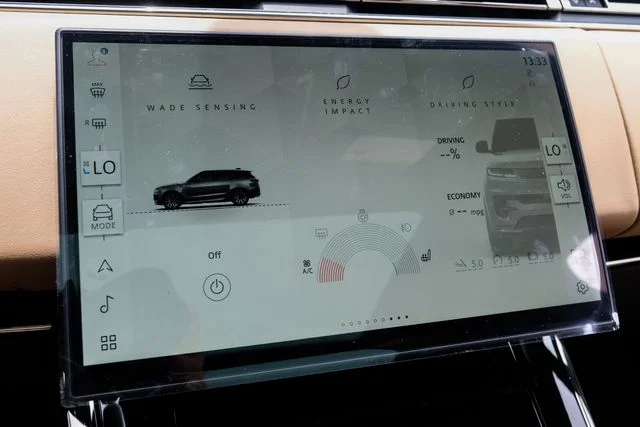 New 2026 Black Land Rover SE image 40