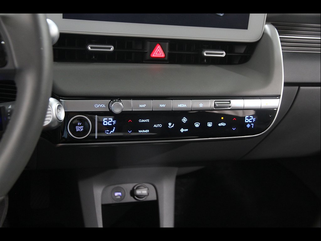 2024 Hyundai IONIQ 5 SEL - Photo 15