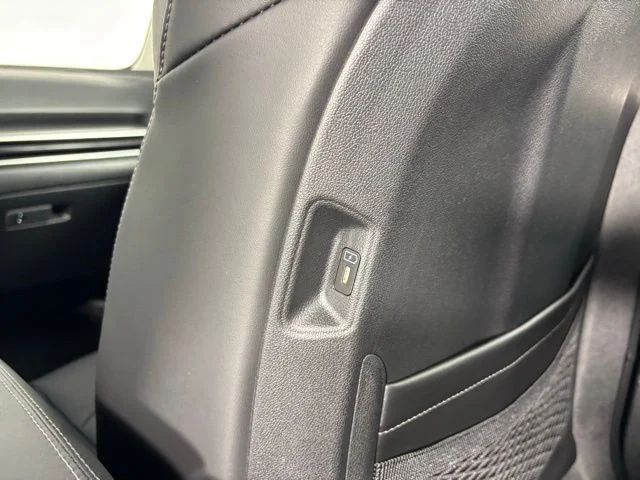 New 2026 Black Kia EX image 39