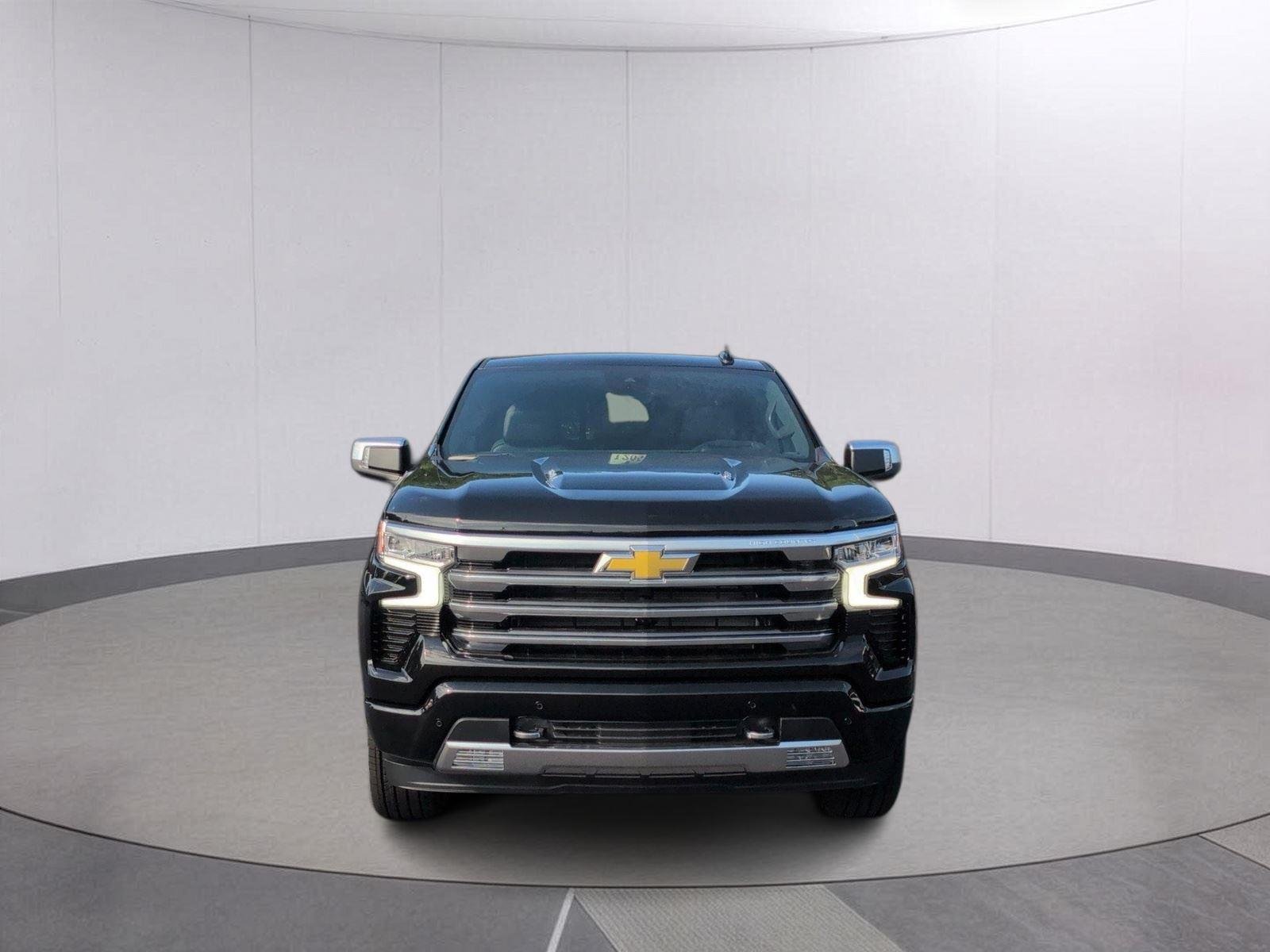 New 2026 Black Chevrolet High Country image 9