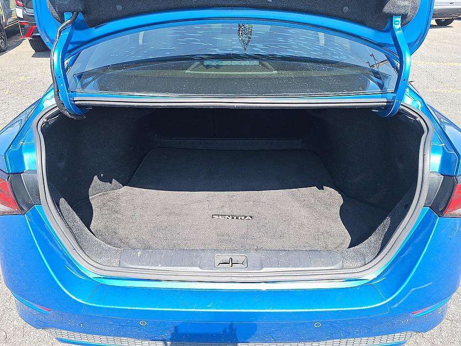 Used 2020 Electric Blue Metallic Nissan SV image 24