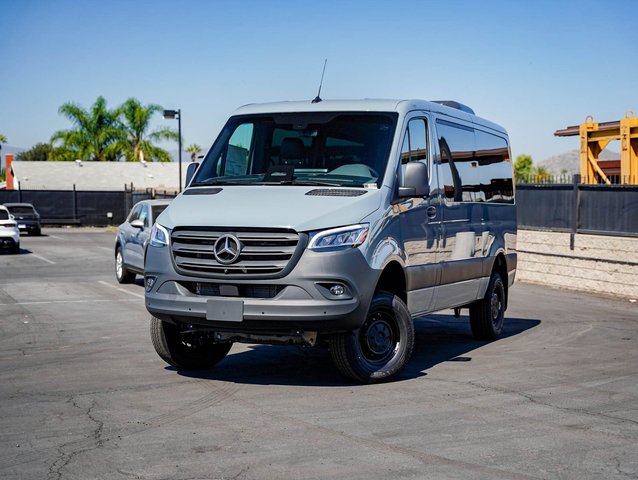 2026 Mercedes-Benz Sprinter Passenger Van 2500 Standard Roof I4 Diesel HO 144 AWD