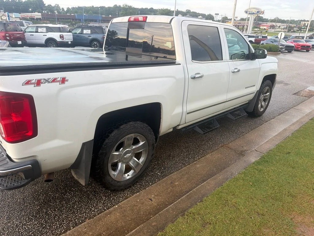 Used 2017 Summit White Chevrolet LTZ image 4