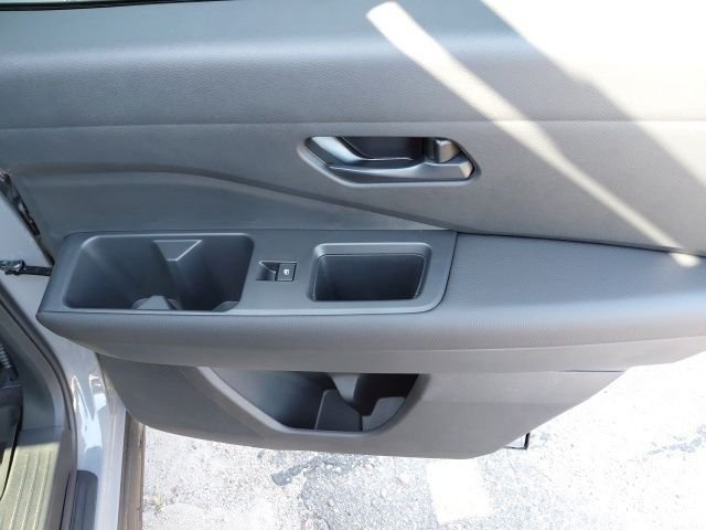 New 2026 Boulder Gray Pearl / Super Black Two-tone Nissan Rock Creek® image 33