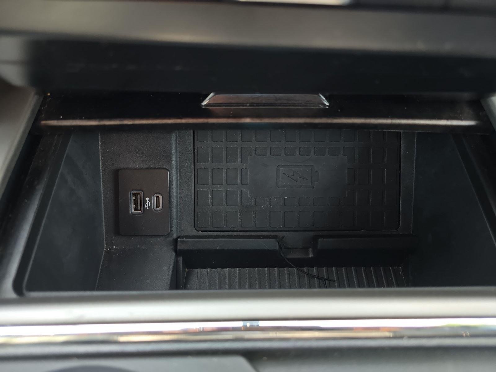Used 2022 Agate Black Ford Lariat image 24