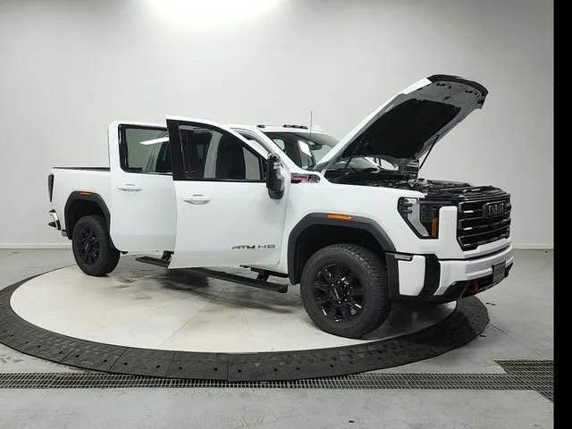 2026 GMC Sierra 2500HD AT4 - Photo 10