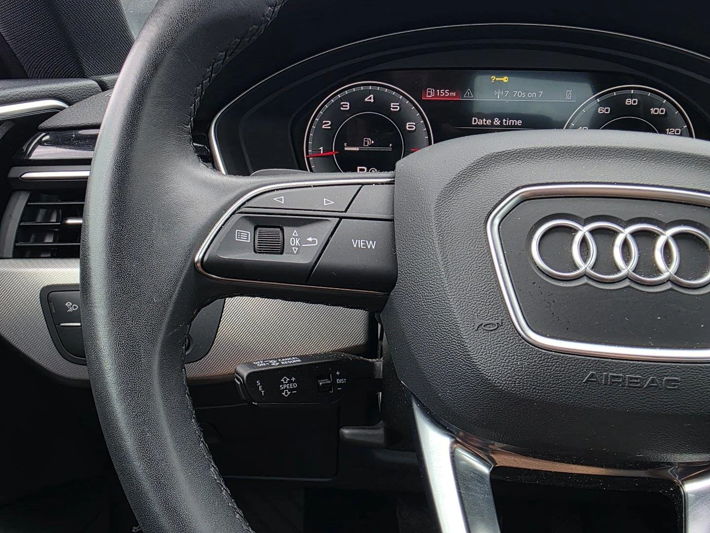 Used 2025  Audi S line Premium image 12