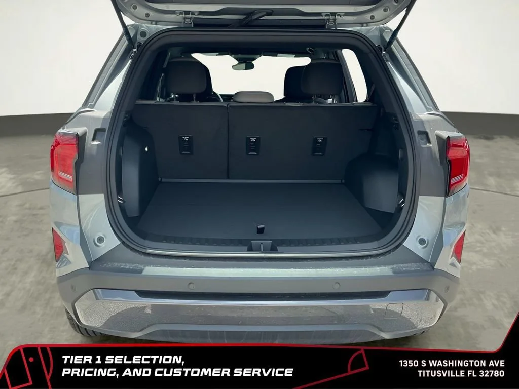 New 2026 Sterling Metallic GMC Elevation image 19