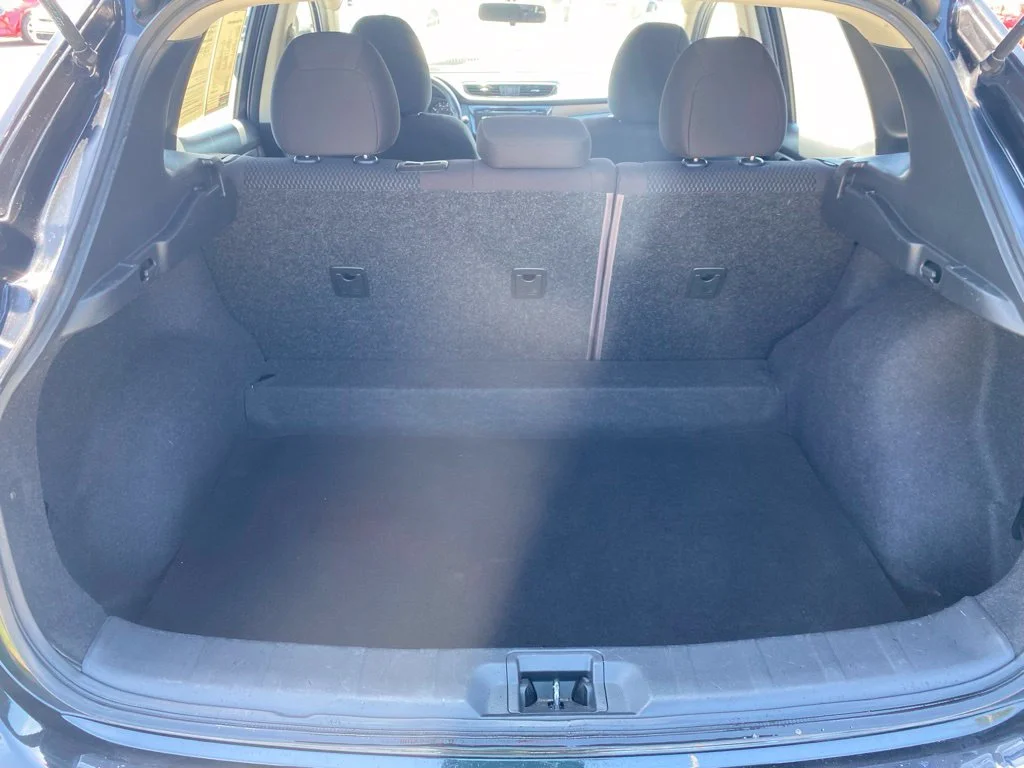 Used 2017 Black Nissan S image 10