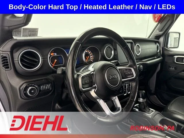Used 2020 Silver Jeep Unlimited Sahara image 19