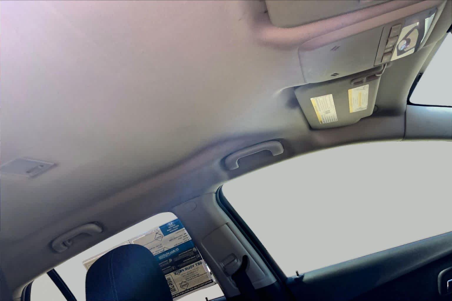 Used 2016 Summit White Chevrolet LT image 14