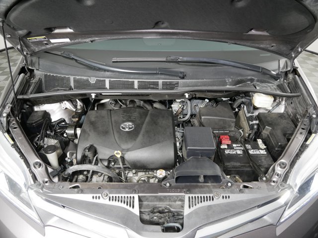 Certified Used 2020 Predawn Gray Mica Toyota Limited w/ Premium Pkg image 32