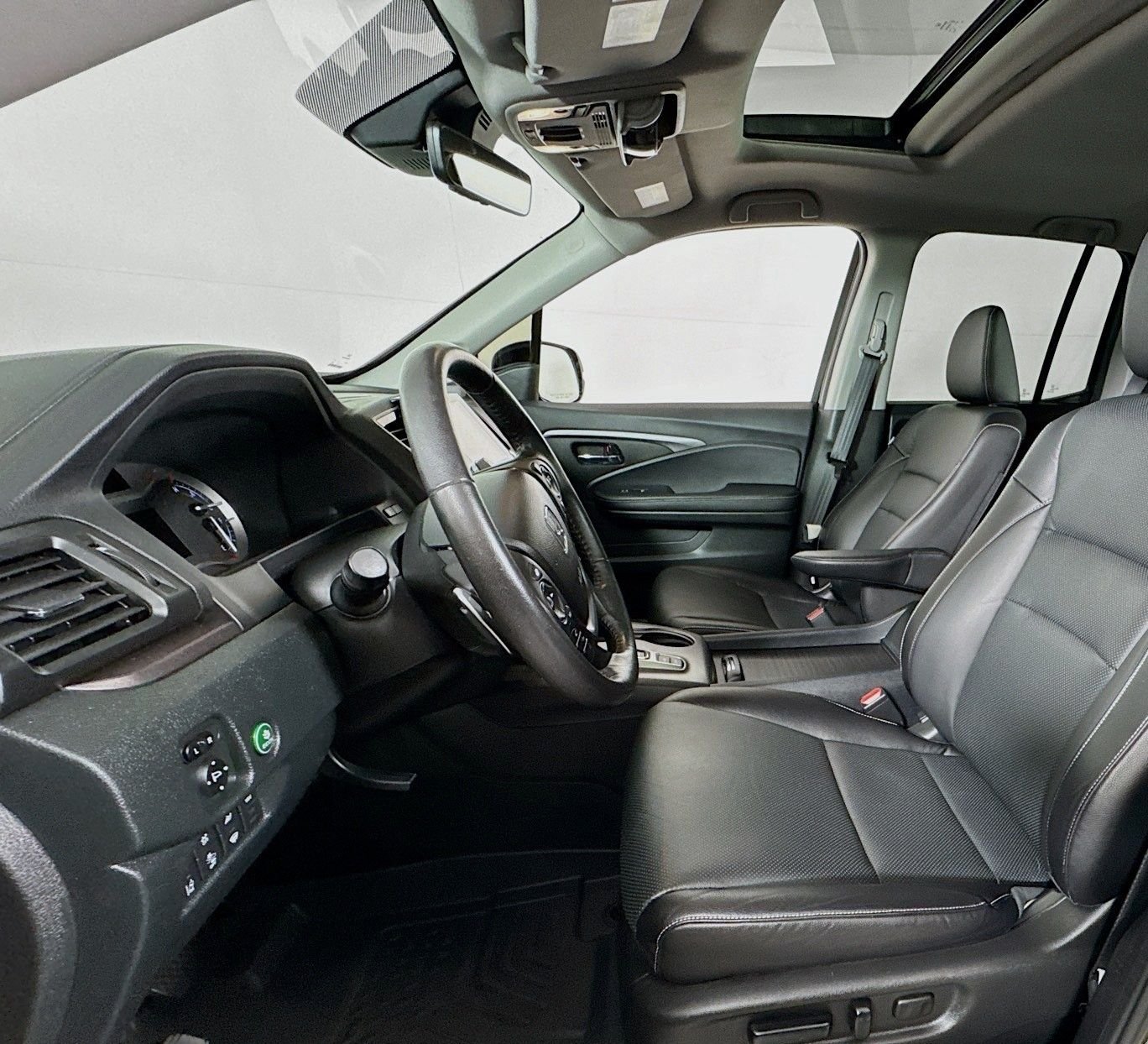 Used 2023 Red Honda RTL-E image 14