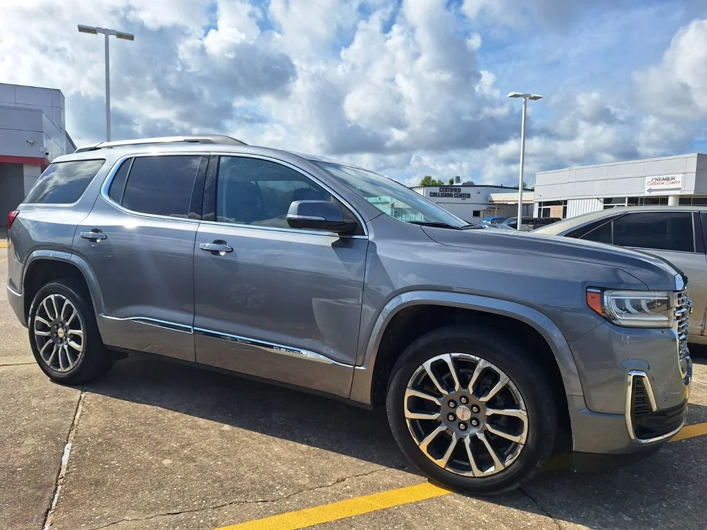 Used 2021 Gray GMC Denali image 3