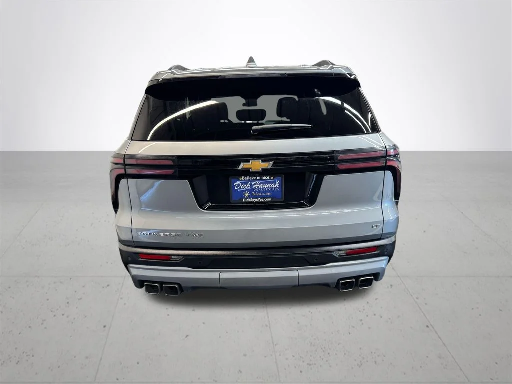 Used 2024 Gray Chevrolet LT image 5