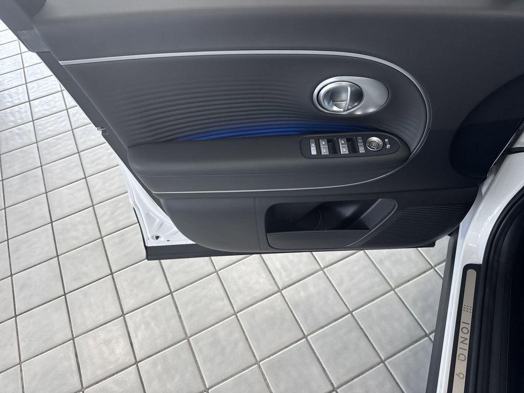 2026 Hyundai IONIQ 9 SEL - Photo 10