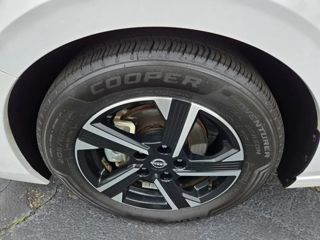 Used 2024 White Nissan SV image 23