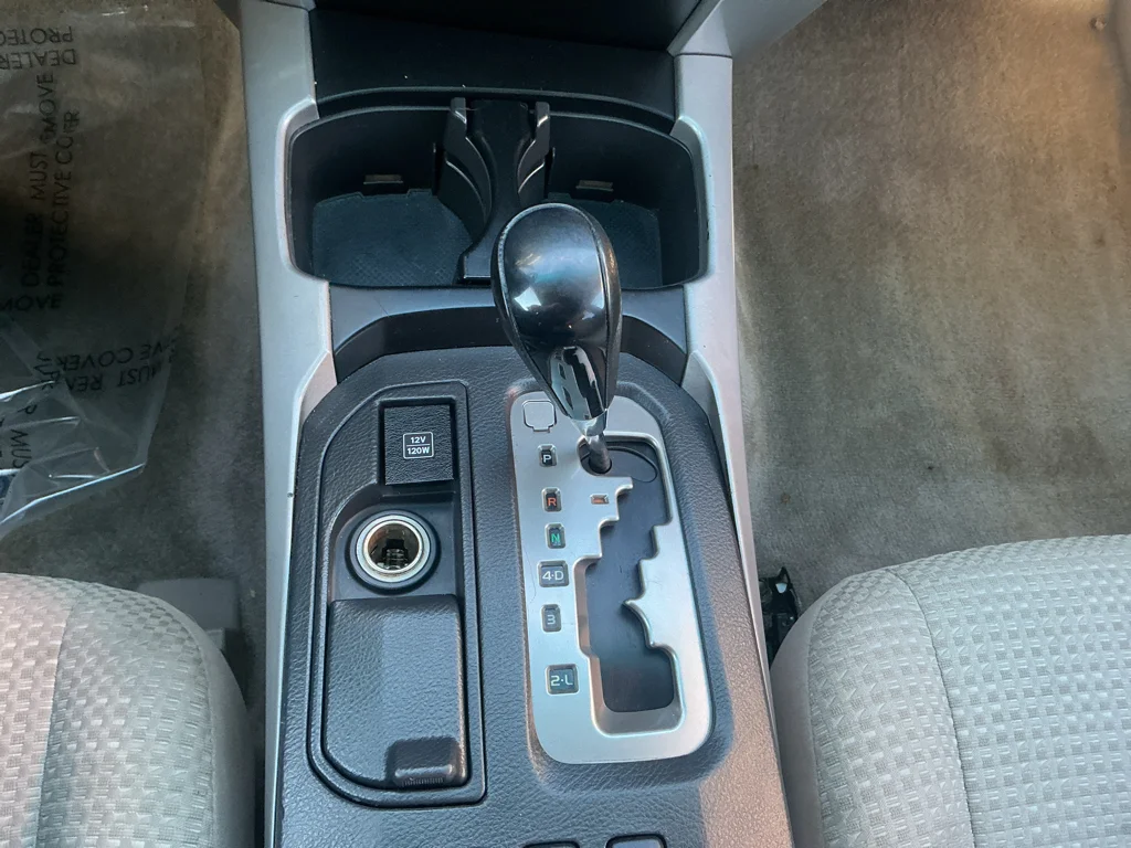 Used 2005 Natural White Toyota SR5 image 22
