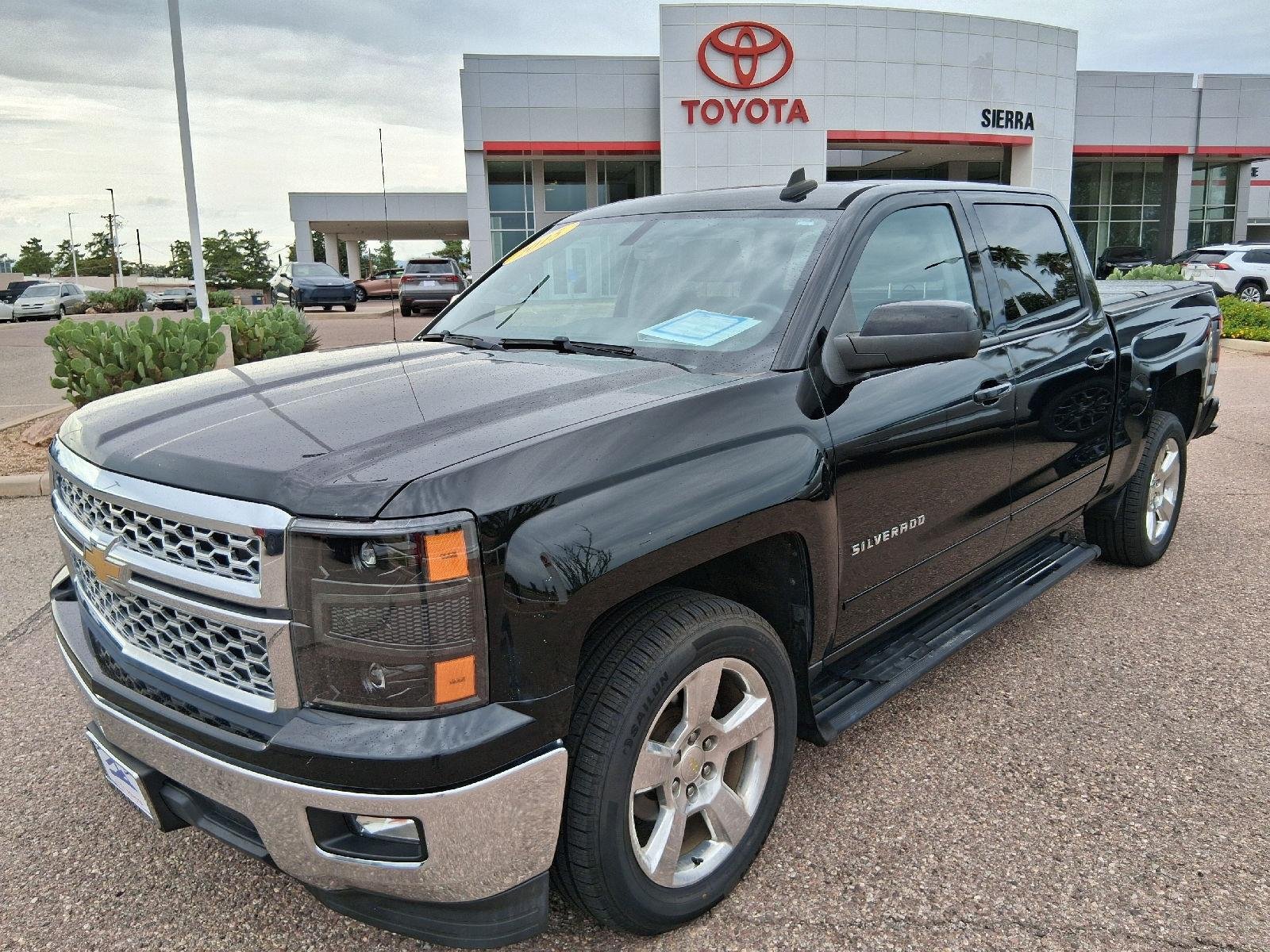 Used 2015 Black Chevrolet LT image 1