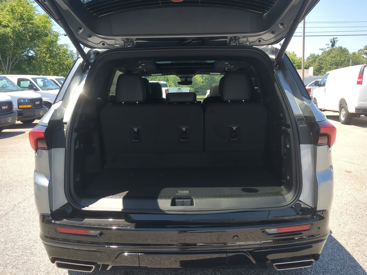 2026 Buick Enclave Sport Touring - Photo 27