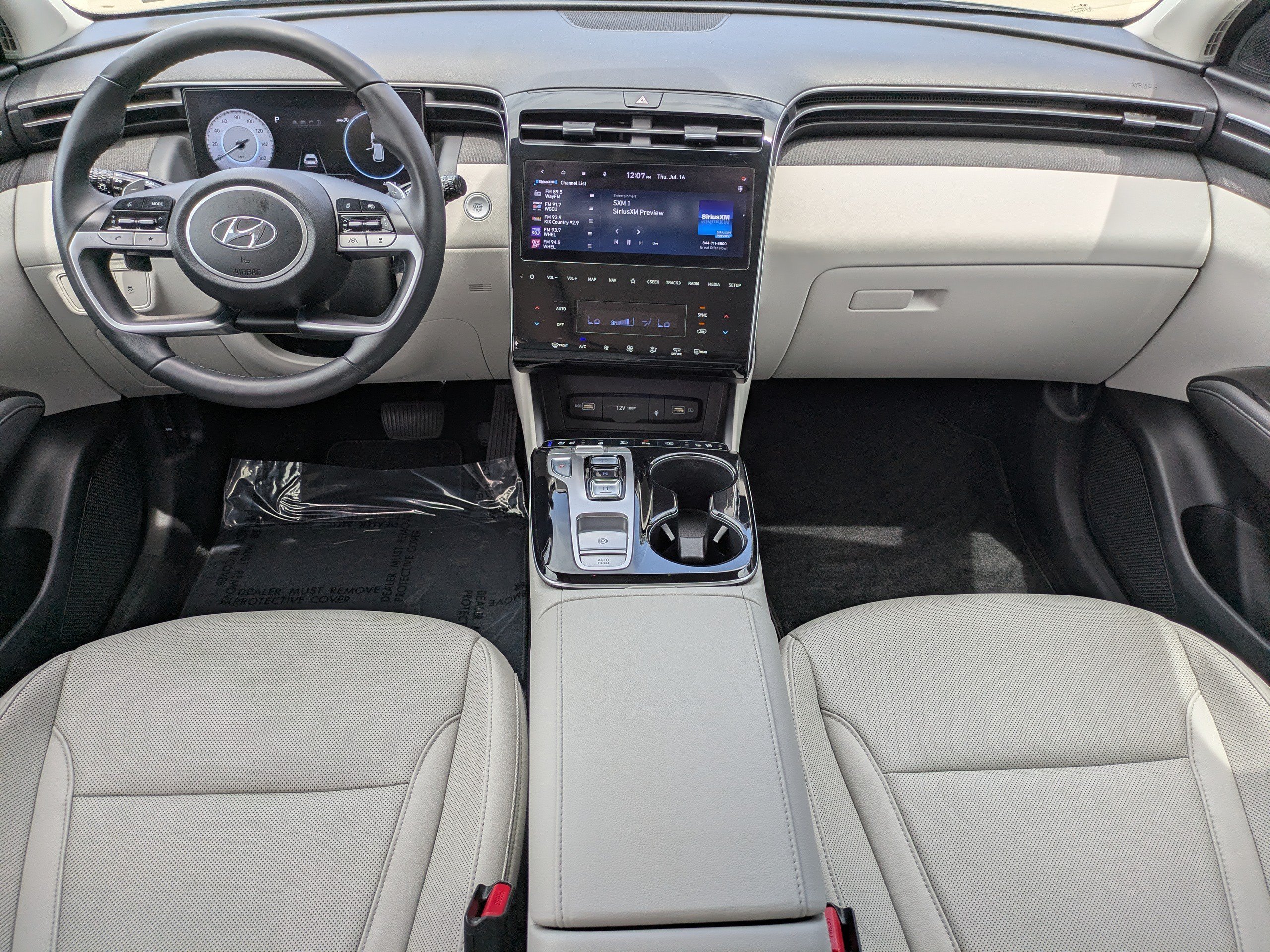 2022 Hyundai Tucson Limited - Photo 13