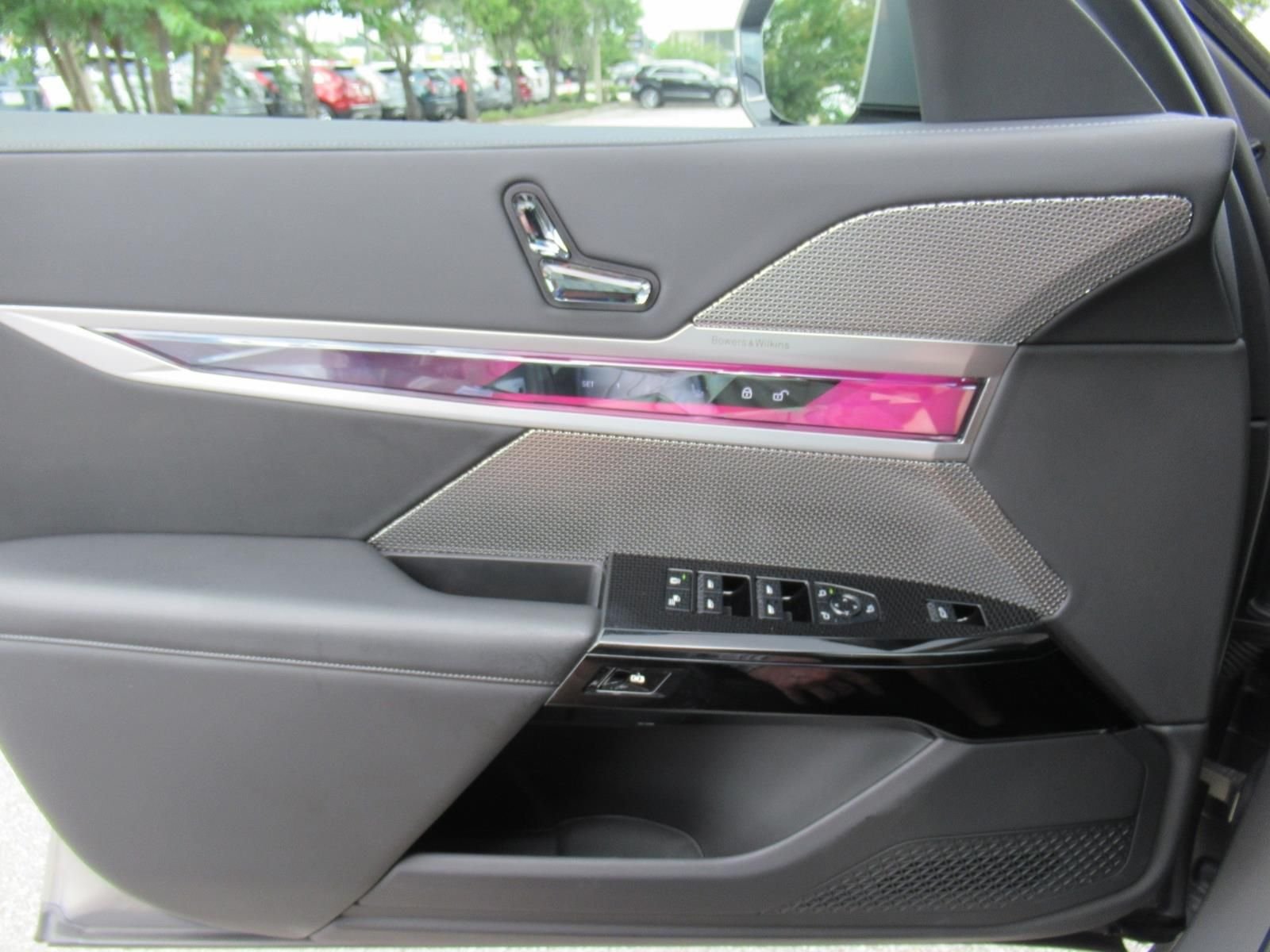 2023 BMW 7 Series 740i - Photo 21