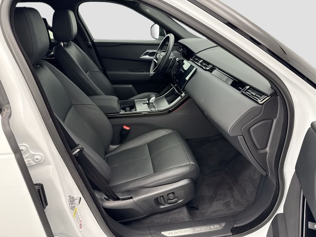 Certified Used 2026 Fuji White Land Rover S image 19
