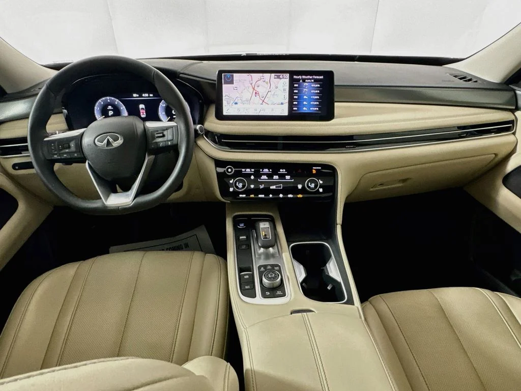 Certified Used 2023 Red INFINITI LUXE image 30