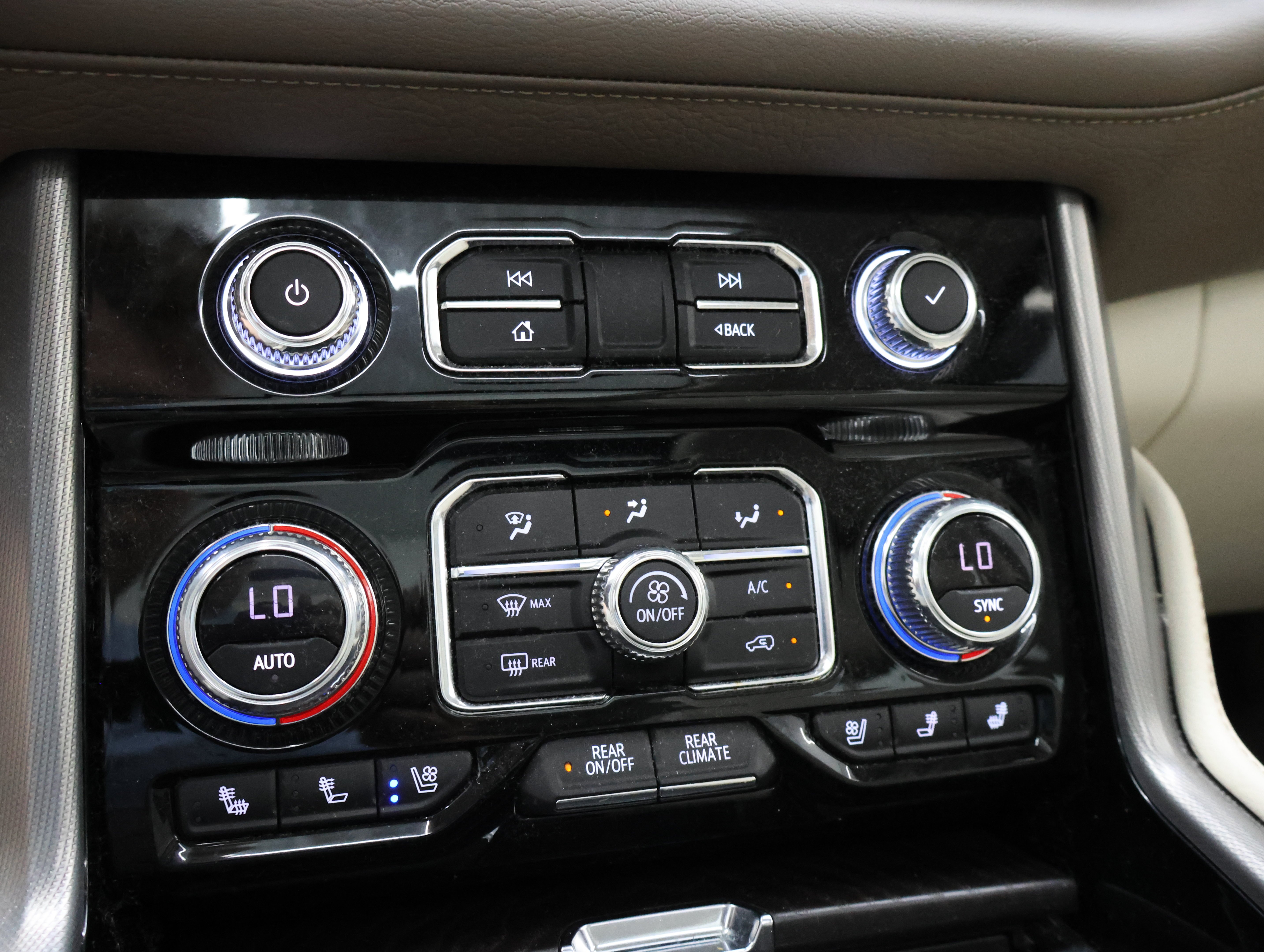 Used 2022 Redwood Metallic GMC Denali image 61