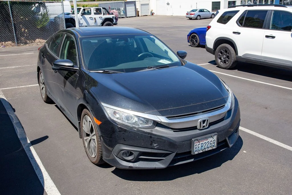 Certified Used 2017 Crystal Black Pearl Honda EX-L image 3
