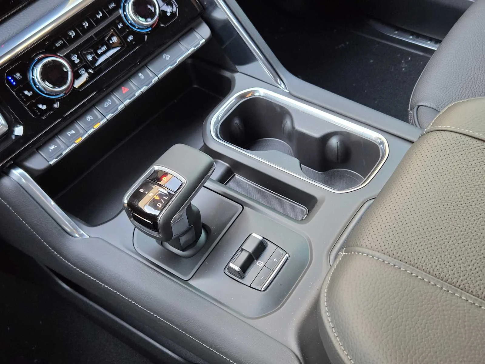 2026 GMC Sierra 1500 Denali - Photo 14
