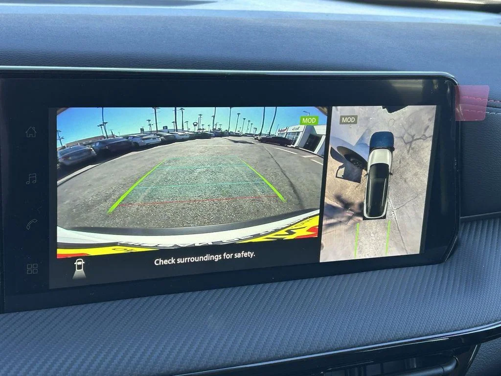 New 2026 Aspen White Tricoat Nissan SR image 18