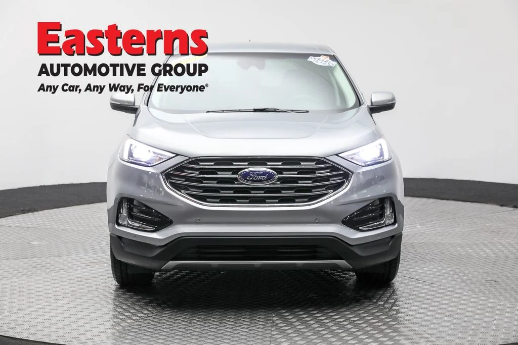 Used 2024 Silver Ford Titanium image 2
