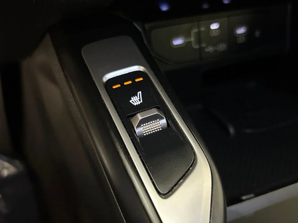 Used 2025 Gray Kia S image 31