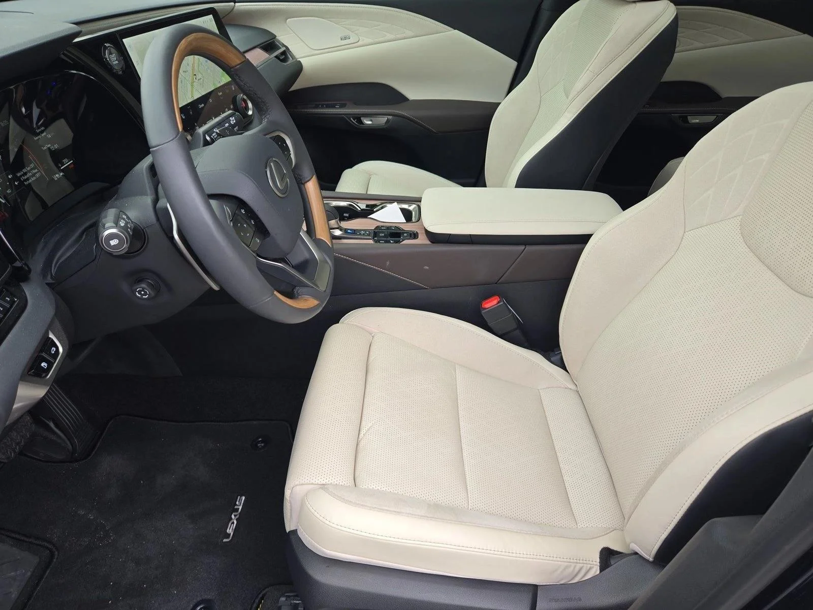 Certified Used 2026 Nightfall Mica Lexus RX 350 Luxury image 17