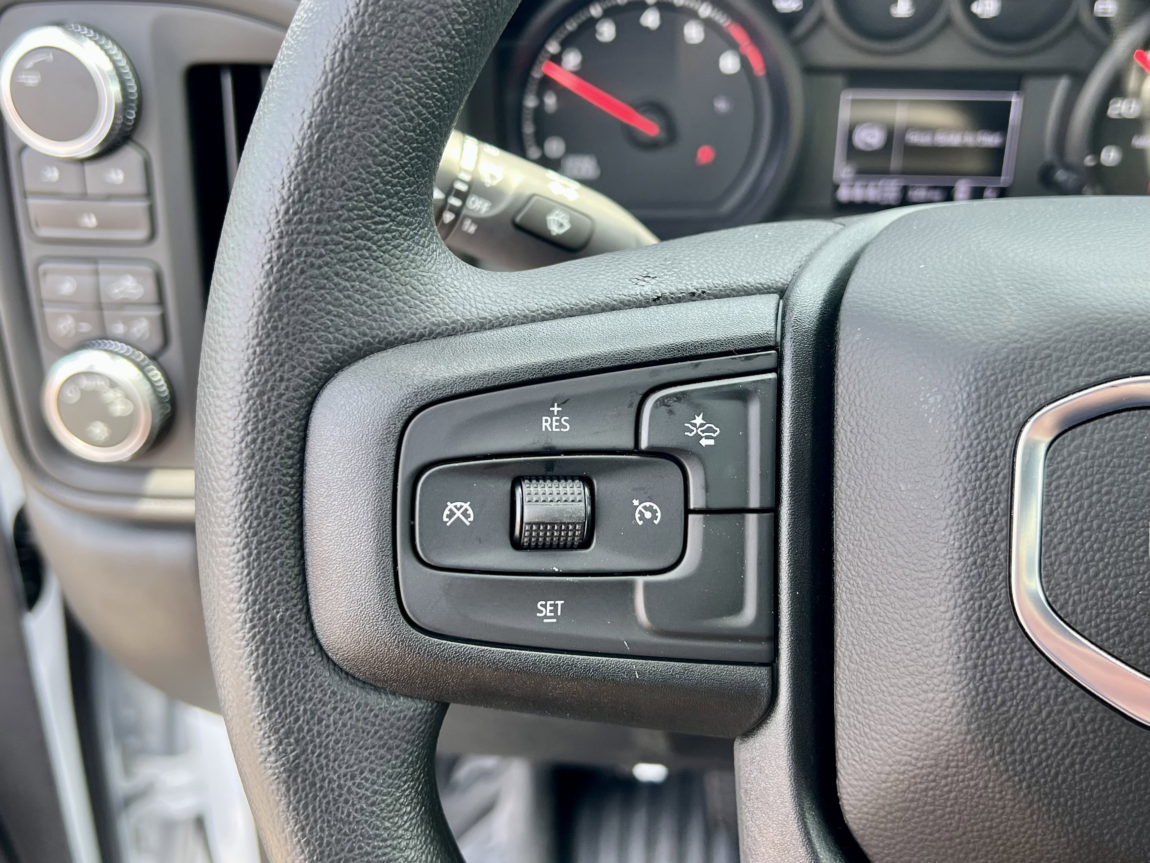 2025 GMC Sierra 2500HD Pro - Photo 15