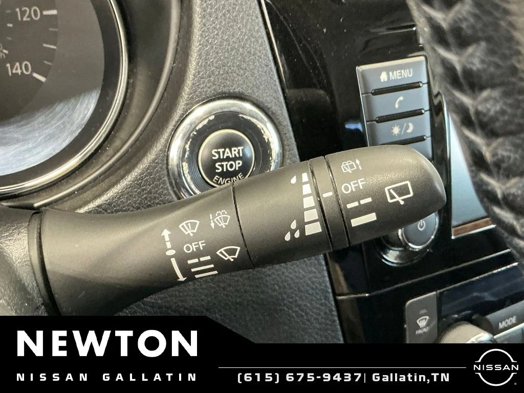 Used 2020 Brilliant Silver Metallic Nissan SV image 33