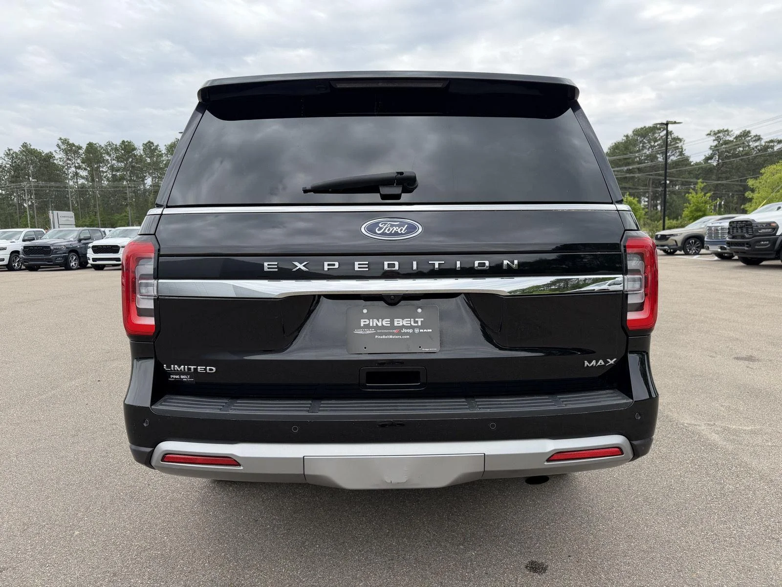 Used 2024 Agate Black Ford Limited image 4