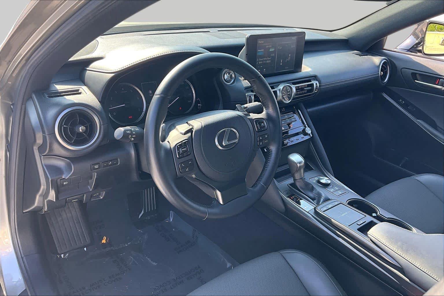 Used 2021 Atomic Silver Lexus  image 32