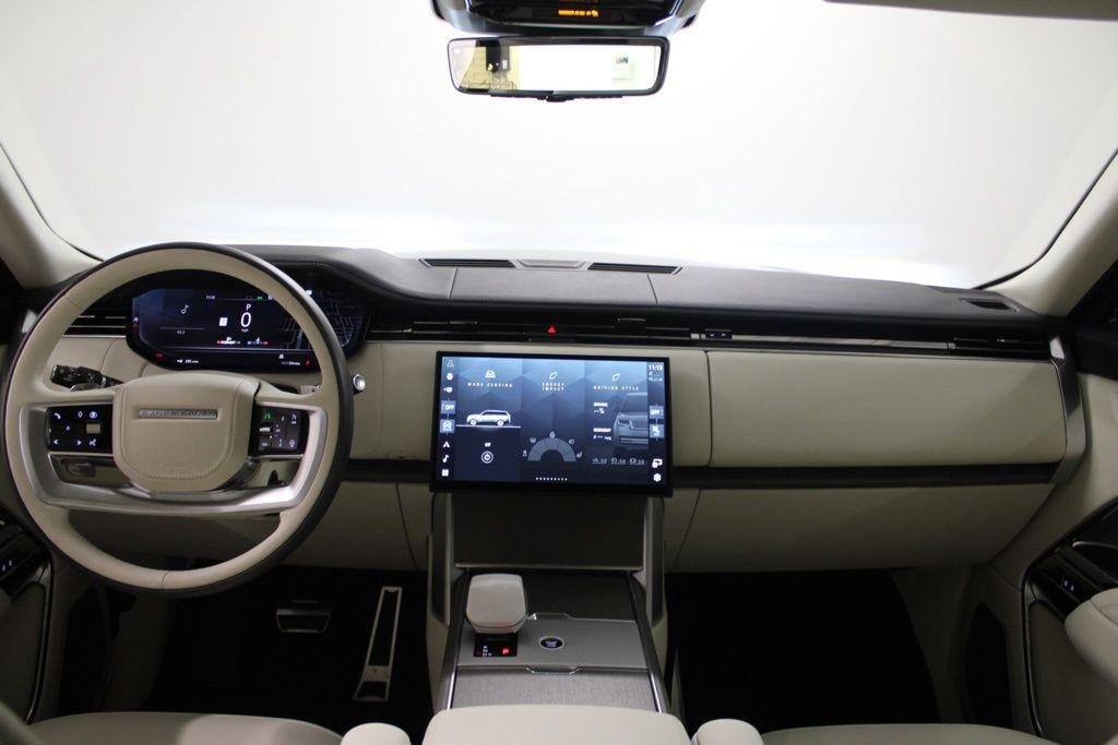New 2026 Santorini Black Land Rover SV image 34