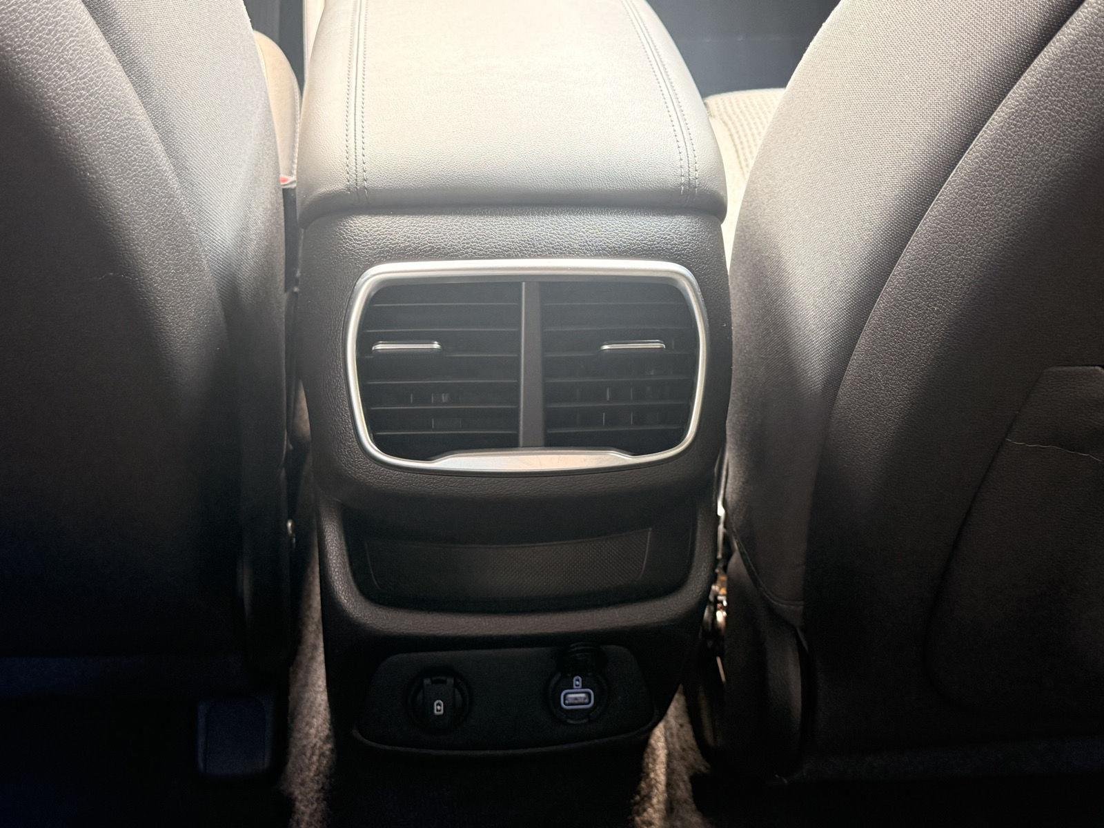 2019 Hyundai Santa Fe SEL - Photo 20