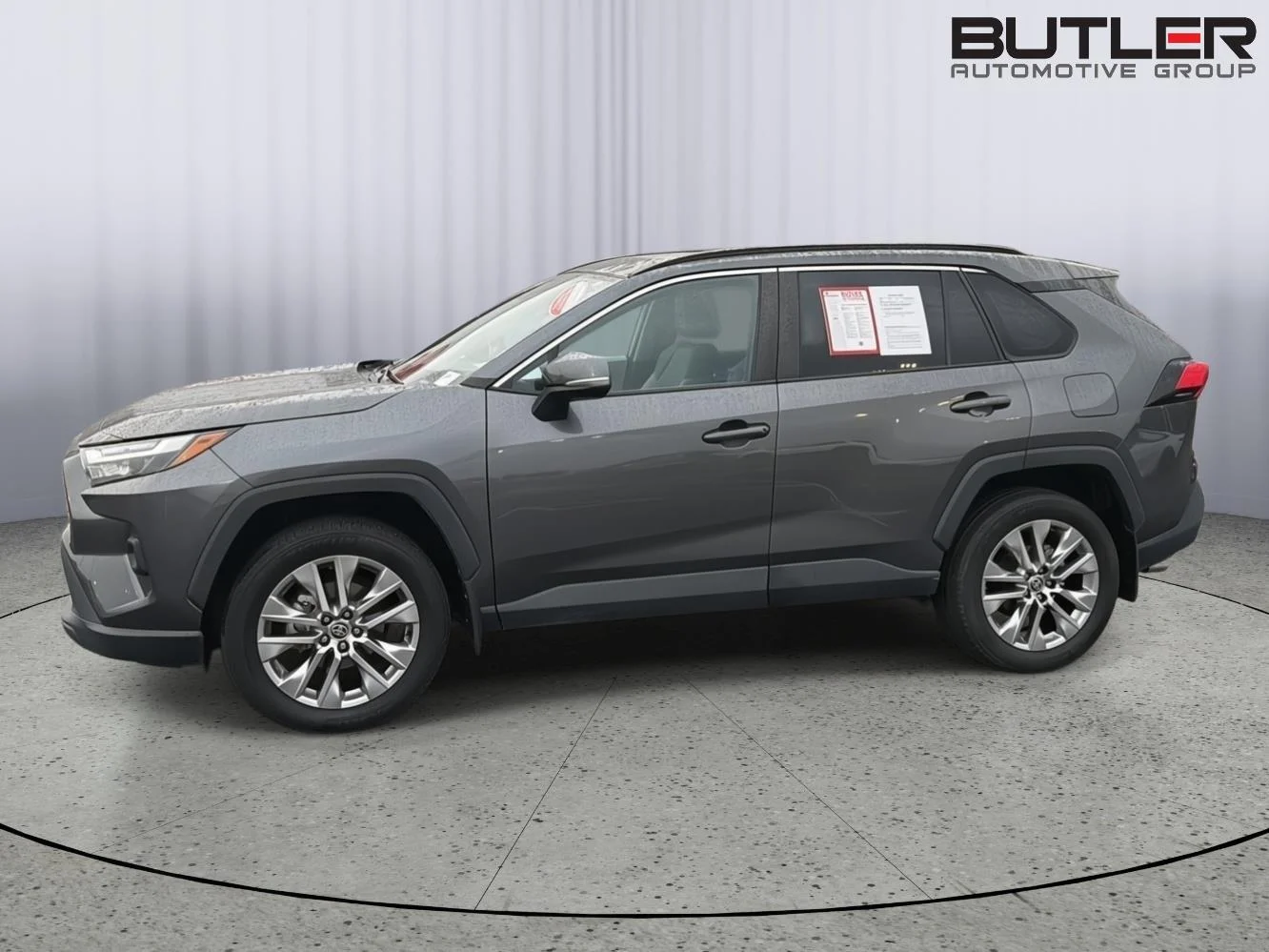 Certified Used 2024 Magnetic Gray Metallic Toyota XLE Premium image 3