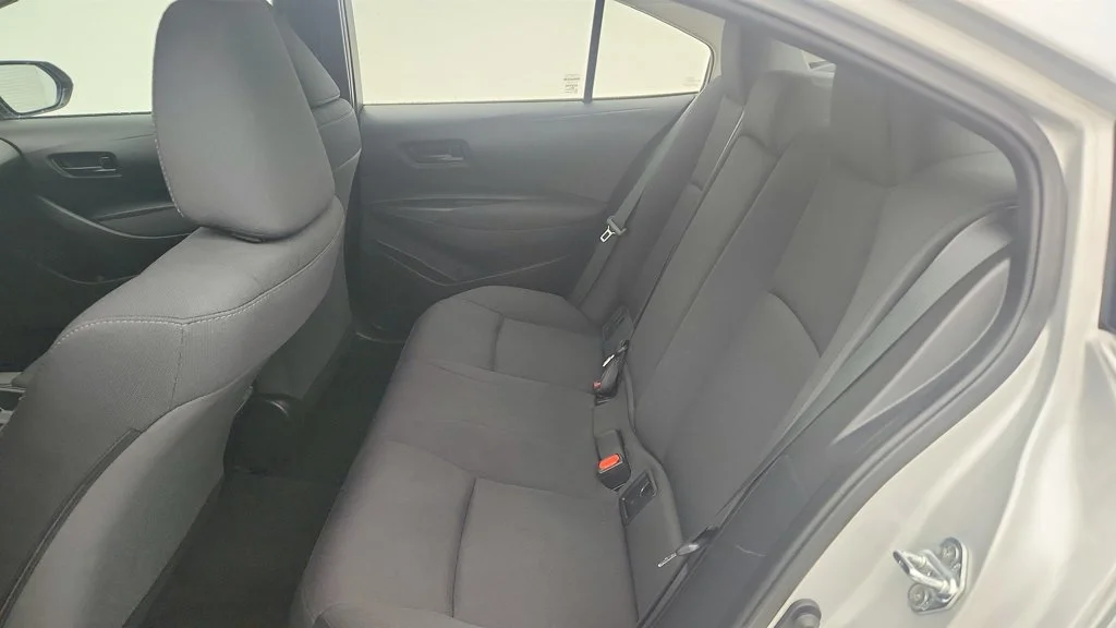 Used 2025  Toyota LE image 20