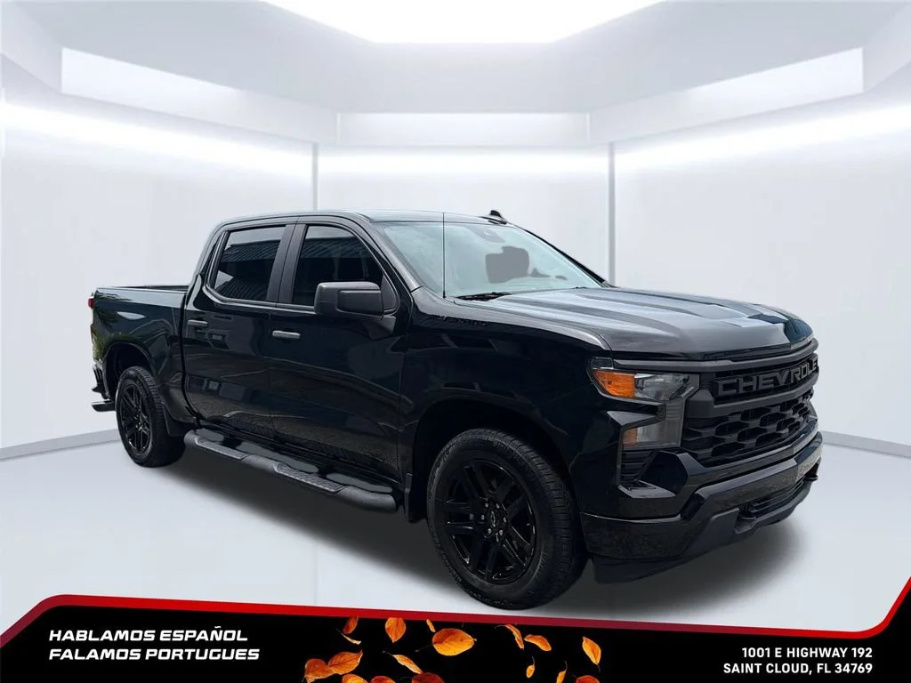 Used 2023 BLACK Chevrolet Custom image 7