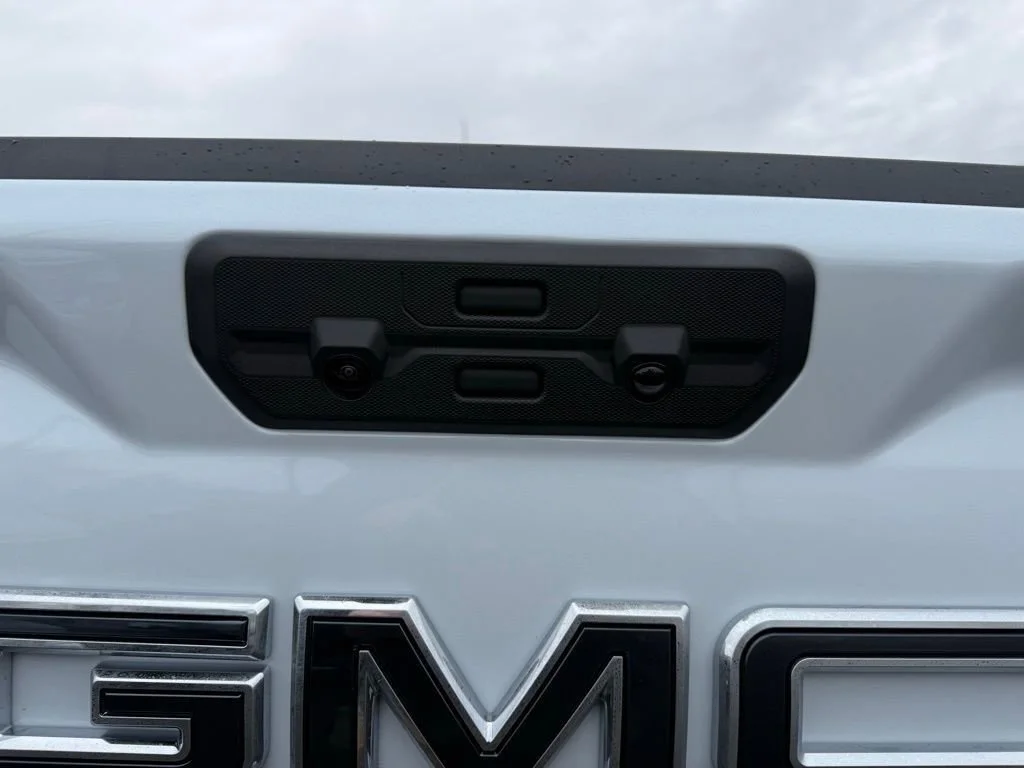 New 2026 Glacier White Tricoat GMC Denali Ultimate image 39