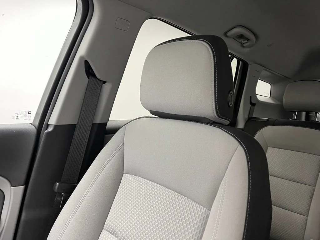 Used 2024 Downpour Metallic GMC SLE image 37